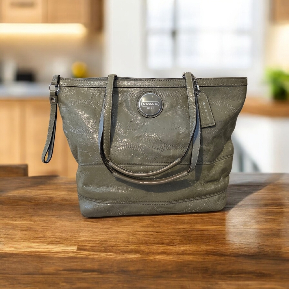 Coach Gray0 Leather Shoulder Tote